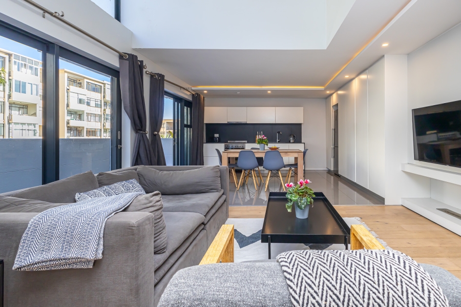 To Let 2 Bedroom Property for Rent in Sea Point Western Cape